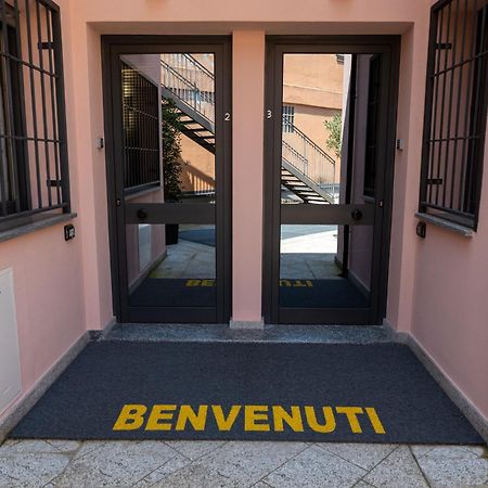 La Casa Sul Naviglio Di Debora Daire Milano Dış mekan fotoğraf